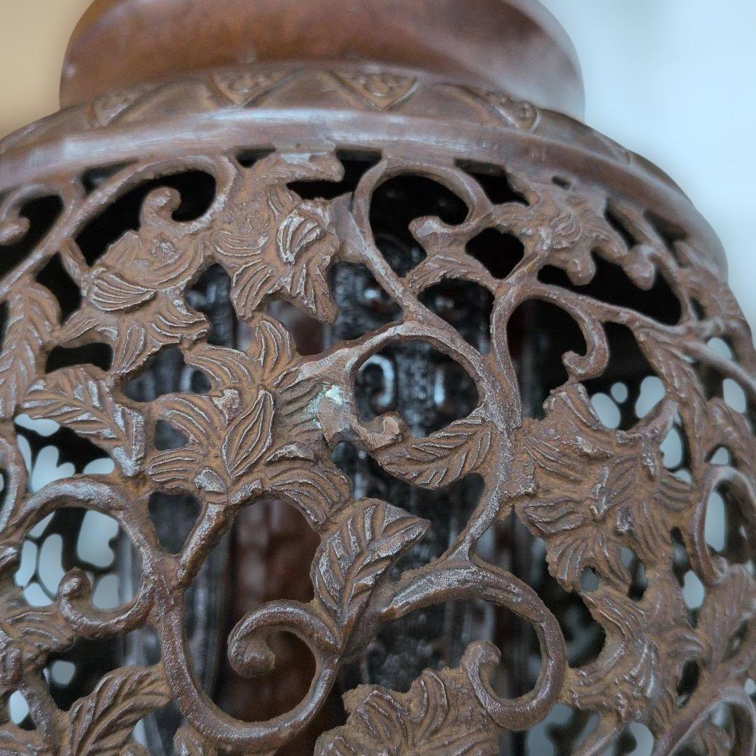 花銅器☆ 唐草透かし　薄端 焼型　唐銅　銅器　花生　薄端