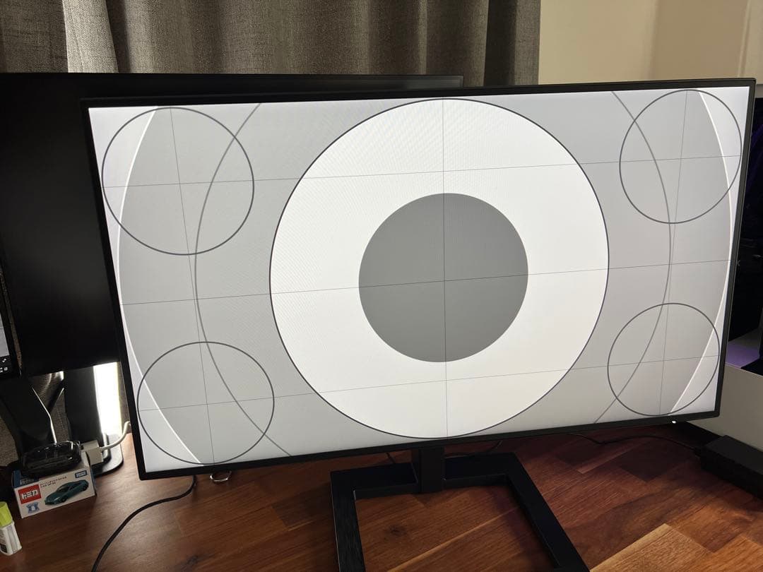 PHILIPS 272E2F/11 27インチ4辺フレームレスモニター 1