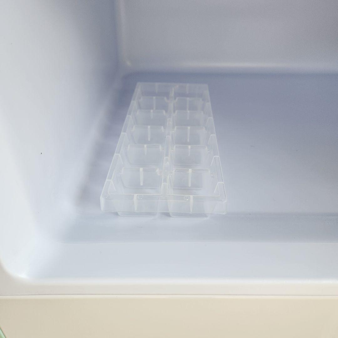 アイリス　2024年製　レトロ冷蔵庫　81L ライトグリーン