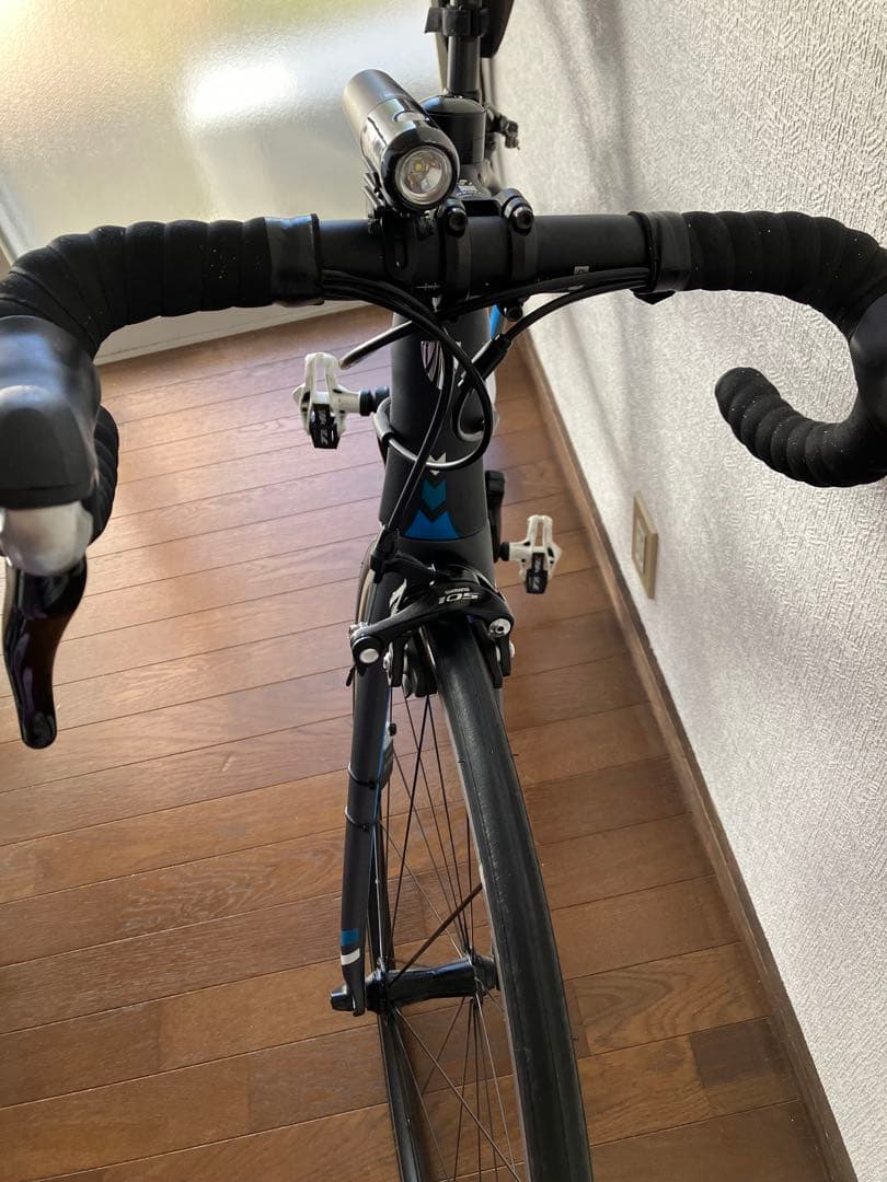 トレック シルク SILQUE 44 ロードバイク　カーボン　直接引き渡し希望