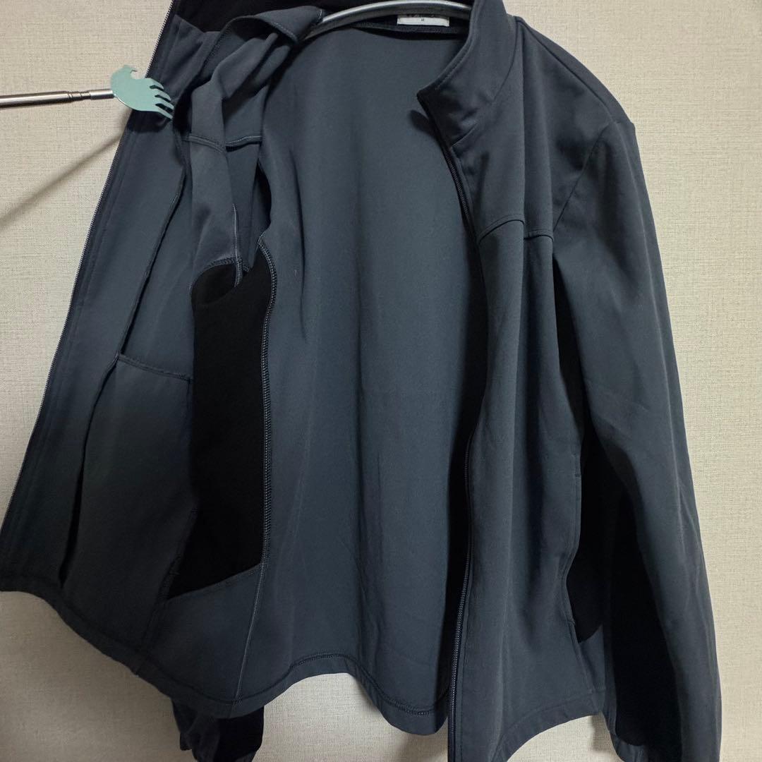 ヨネックス　バドミントンウォームアップウェア　グレー　Mユニ　フィット　腕ロゴ