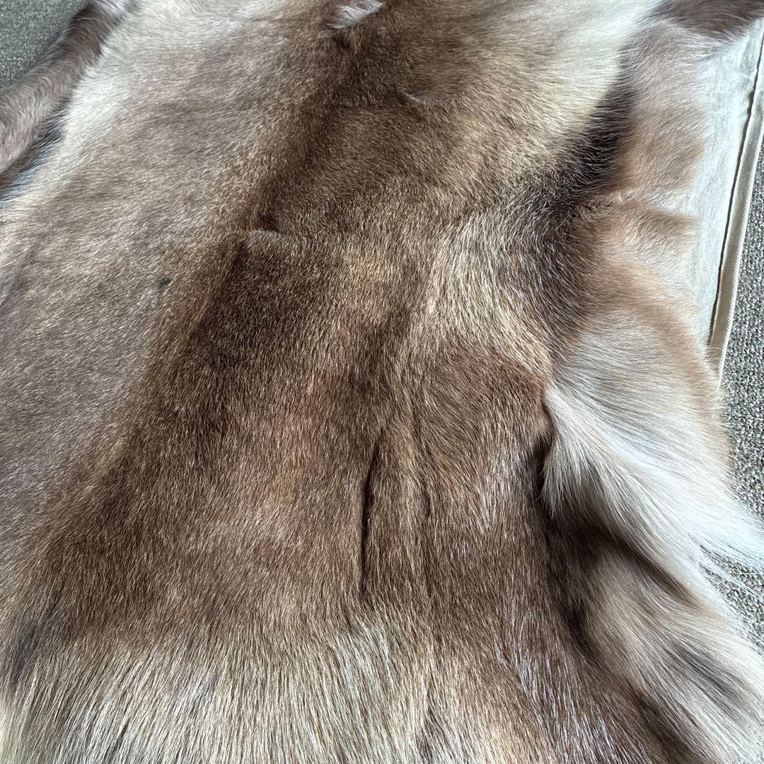【新品】トナカイ　毛皮
