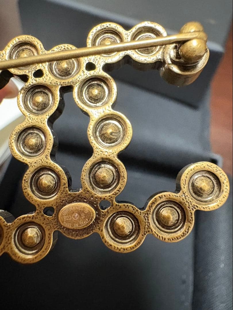 CHANEL ダブルCロゴ ブローチ