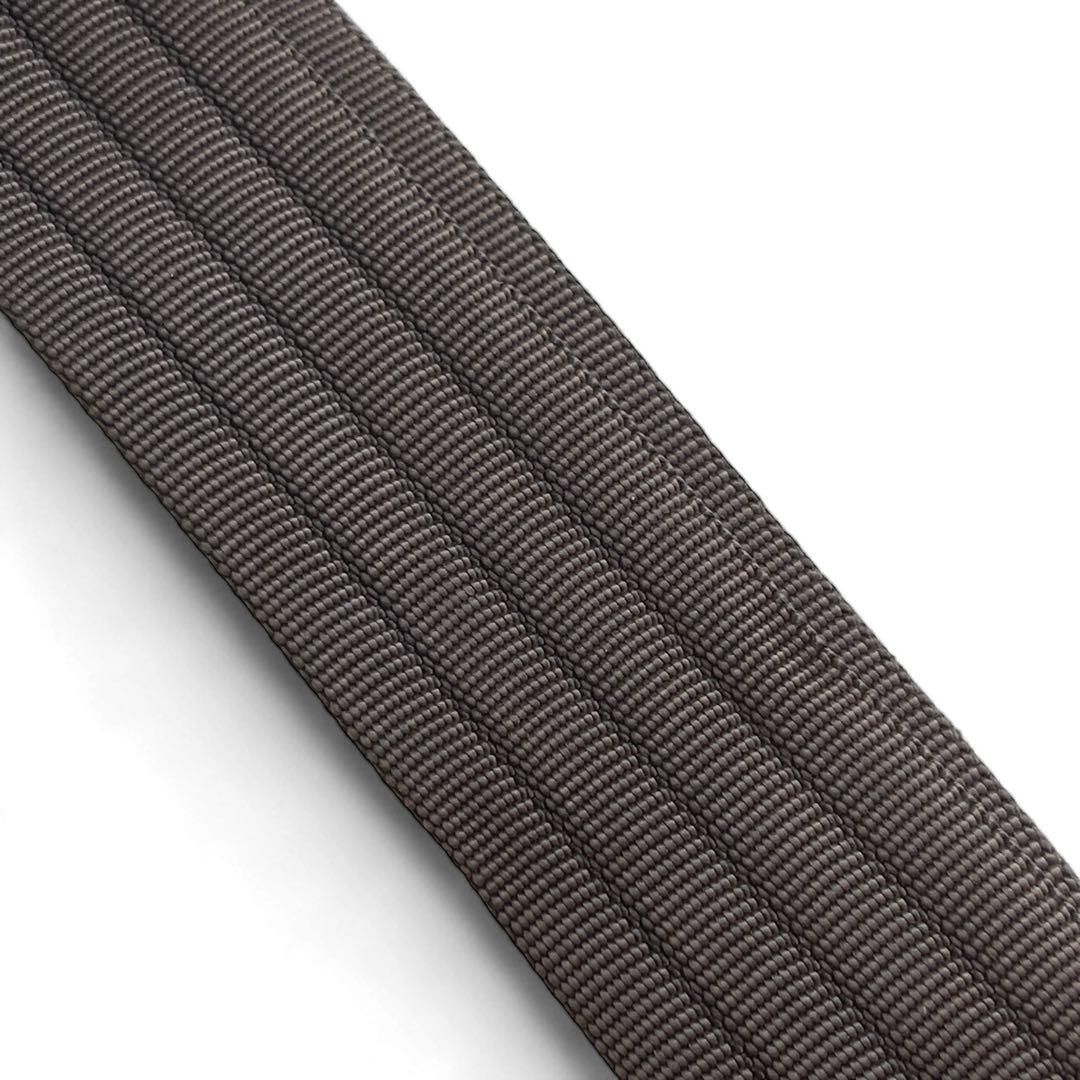 美品　サルヴァトーレフェラガモ　アニマル柄　クロスボディバッグ　レザー