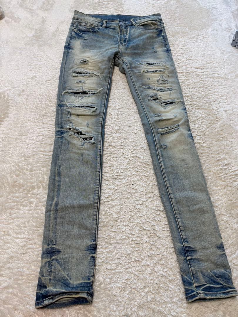 【美品】 ミニマル mnml ダメージ加工 ライトブルーデニム　30 早い者勝ち