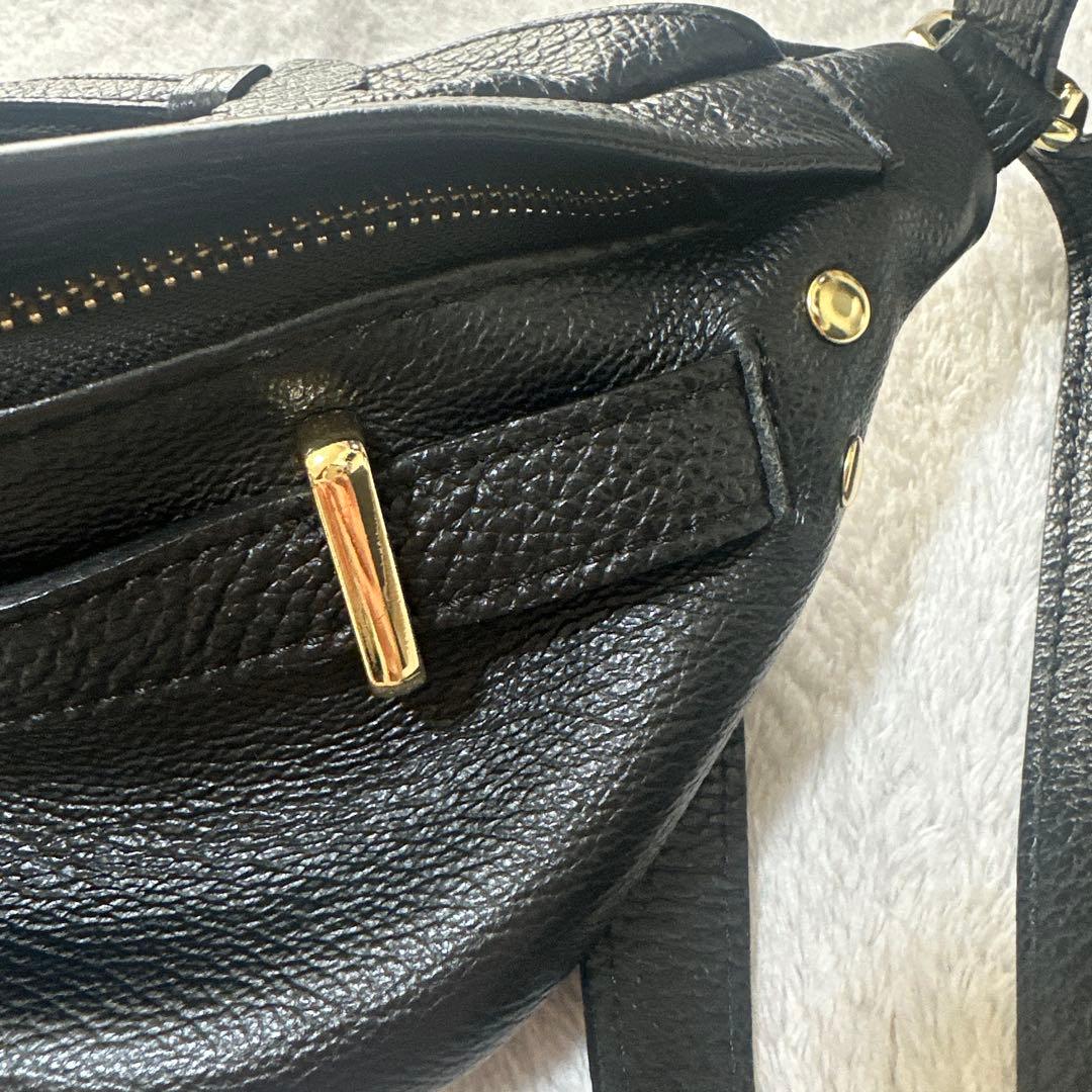 AULENTTI バックル ボディバッグ バッグ ウエストバッグ レザー