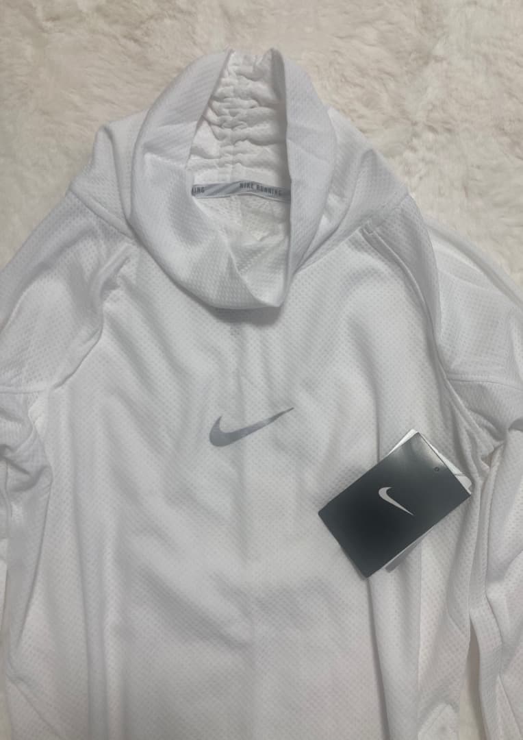 ✨新品✨NIKE ナイキウォーマーロングスリーブ S