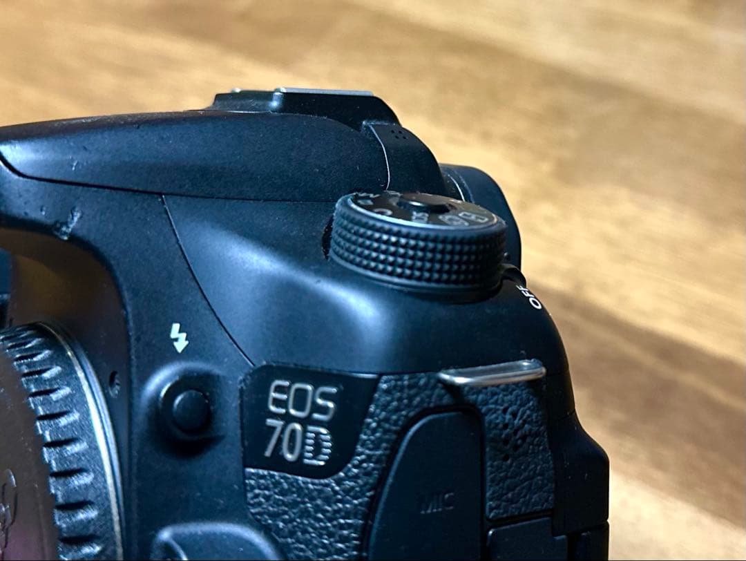 Canon EOS 70D ボディ