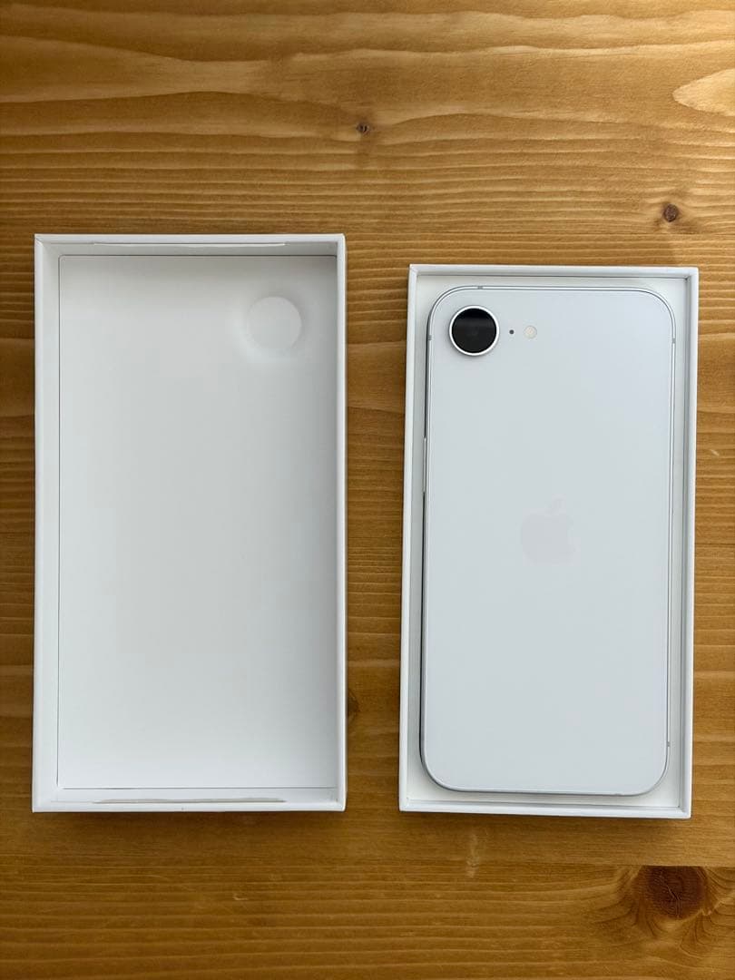 iPhone16e 256GB ホワイトSIMフリー