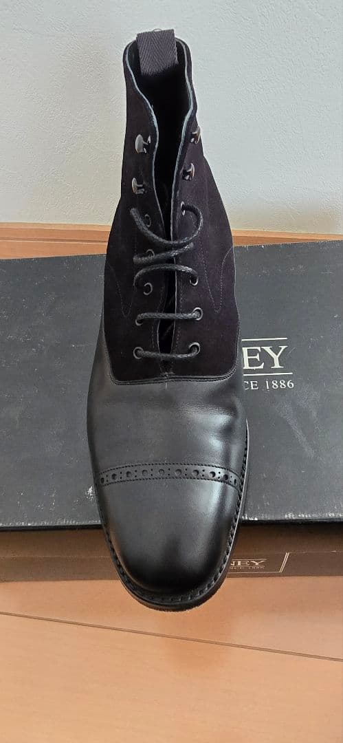 CHEANEY レザーxスエード　コンビ　ブーツ 黒　サイズ7　25.5相当