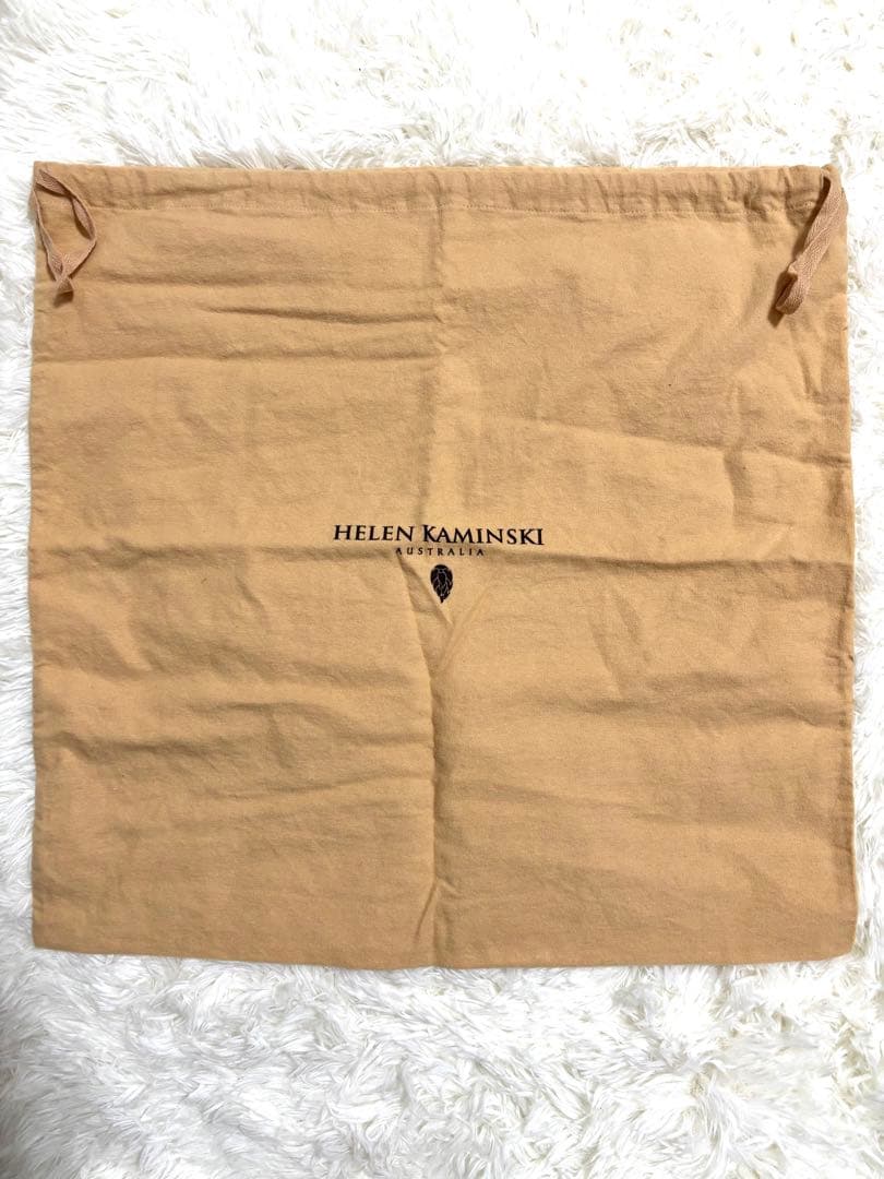 ⭐︎ヘレンカミンスキー⭐︎ ラフィア カゴバッグ チャーム付 かごバッグ