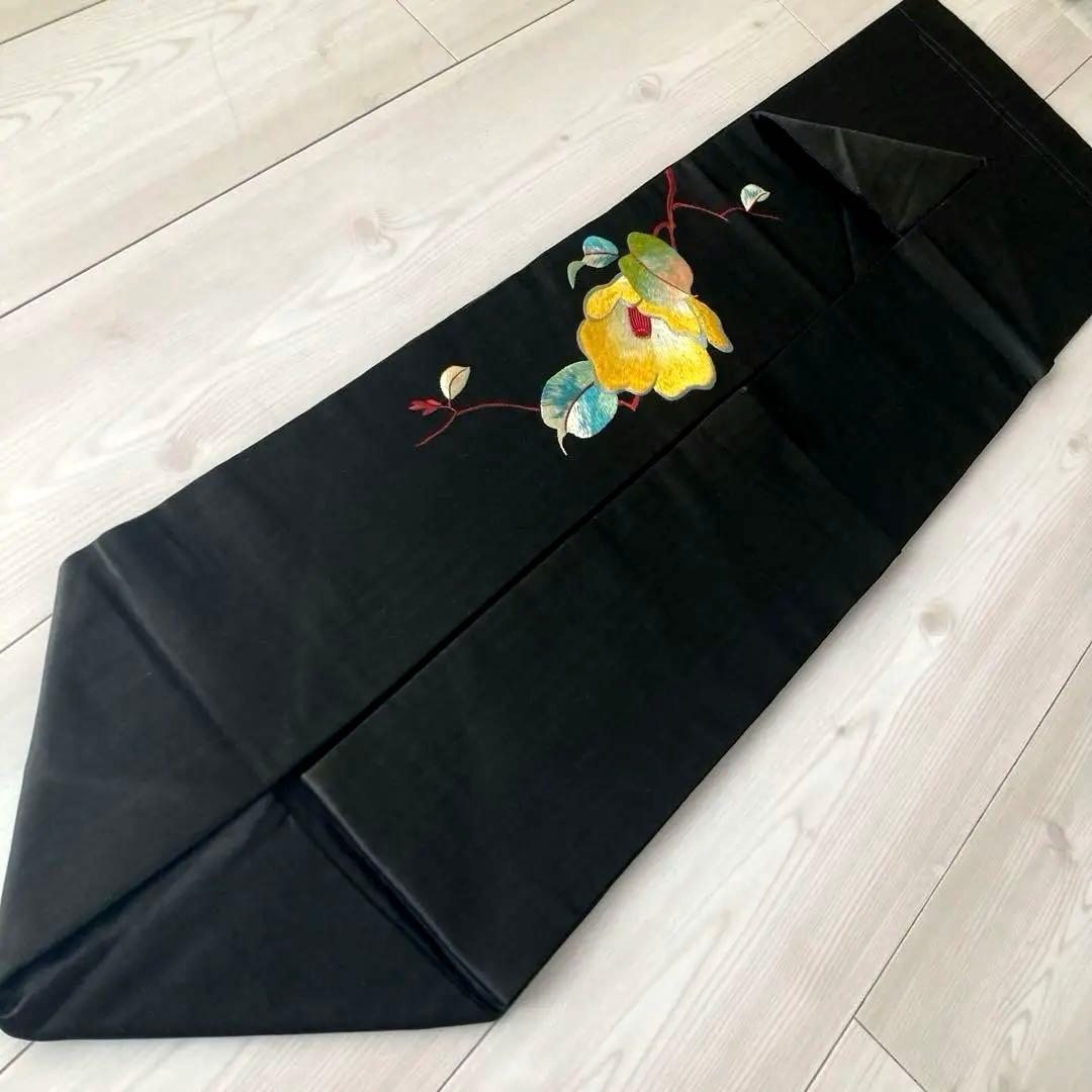 ニコニコ^ ^ アンティーク名古屋帯　椿の刺繍　上質　大正ロNo.7-28