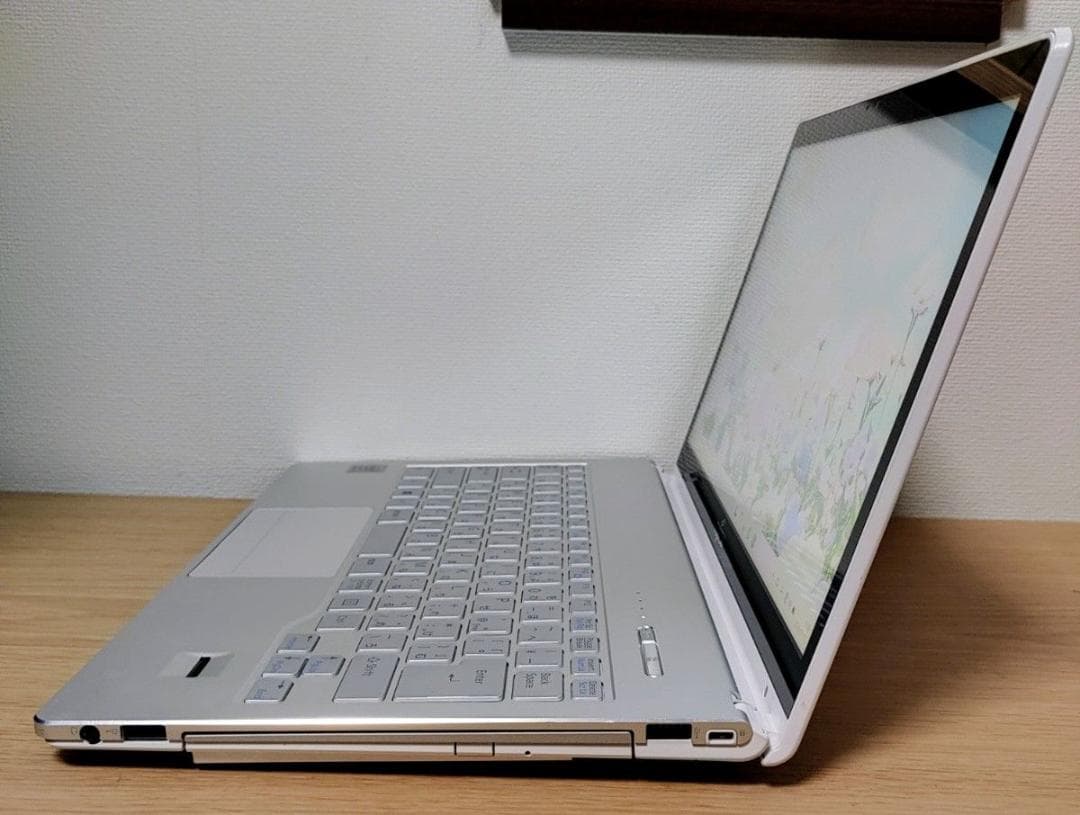 FUJITSU LIFEBOOK Corei5 メモリ6GB SSD120GB