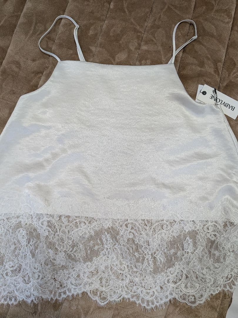 BABYLONE　ヘムレースキャミソール