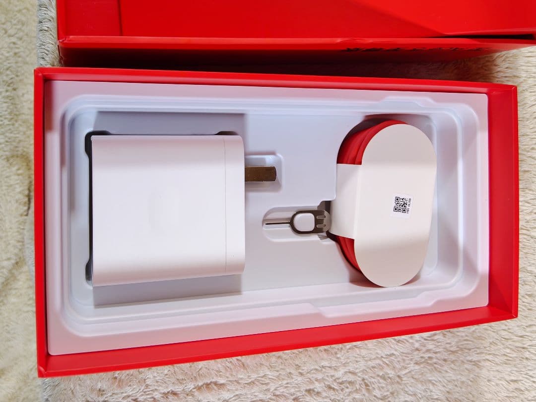 OnePlus Ace 5 ultra 12GB/256GB チタニウム