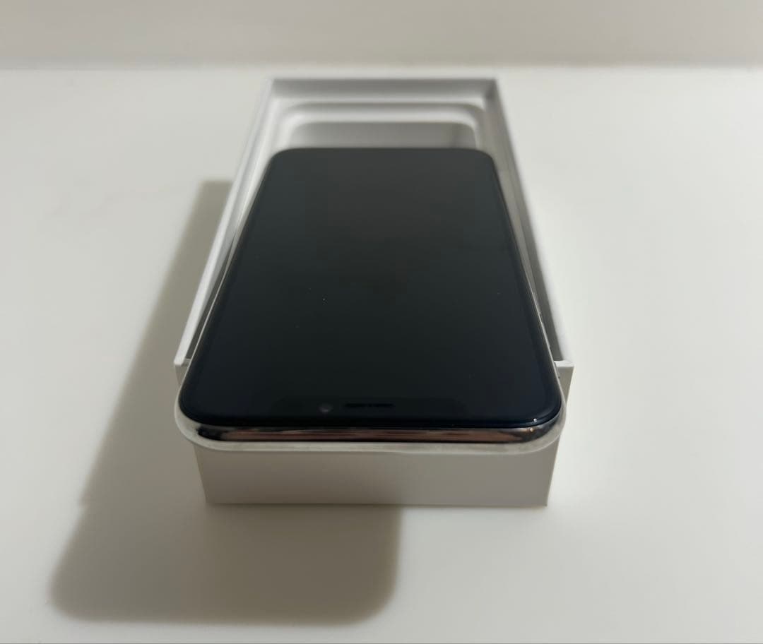 iPhone X 256GB ホワイト　ケーブル付き