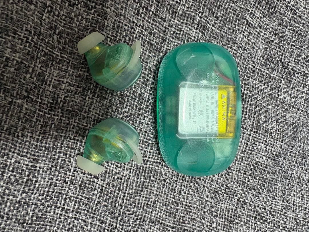 ホロライブ 星街すいせい　コラボワイヤレスイヤホン＋アクリルスタンド3種