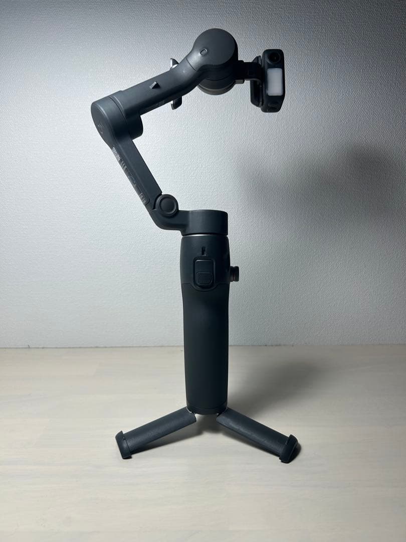 DJI osmo mobile 7p ジンバルスタビライザー