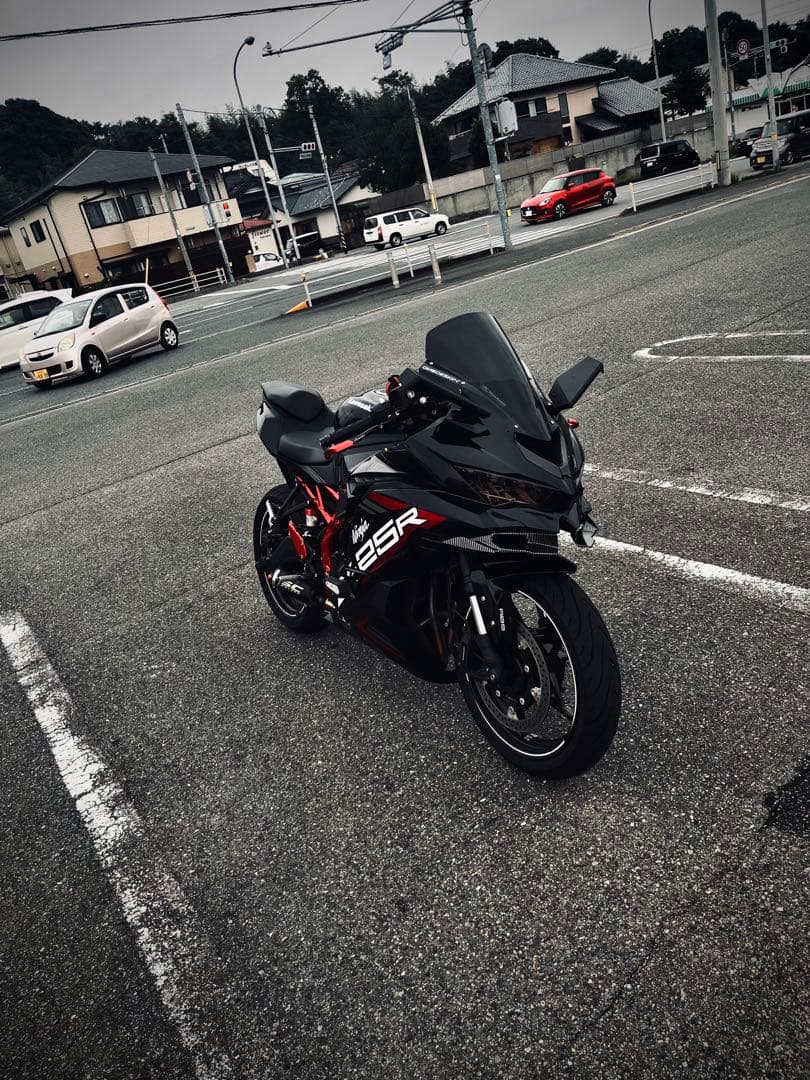 値下げ中！ZX25R ワンオフマフラー　サイレンサー種類豊富　付け替え可能