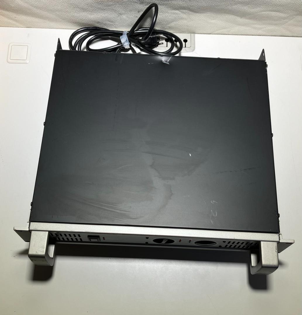 YAMAHA P1000S プロ用パワーアンプ