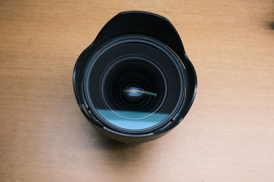 Nikon ニコン 20mm f1.8 単焦点レンズ