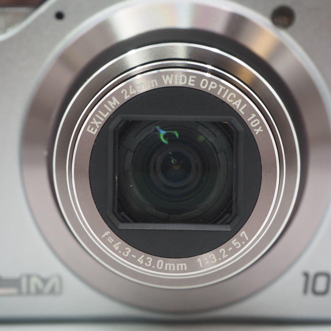 CASIO EXILIM EX-H10 シルバー