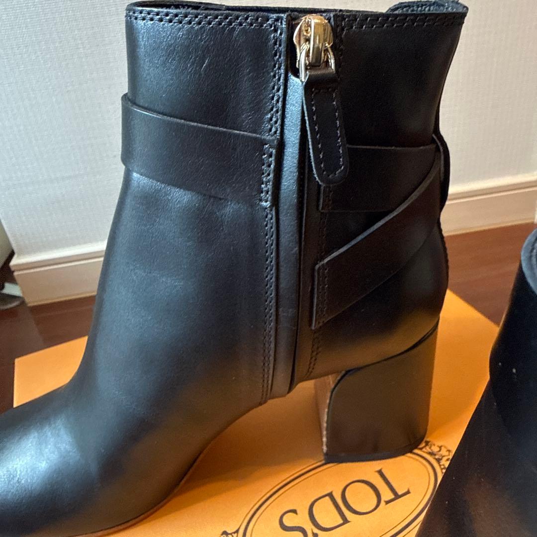 TOD'S ブーティ　ショートブーツ　36.5新品