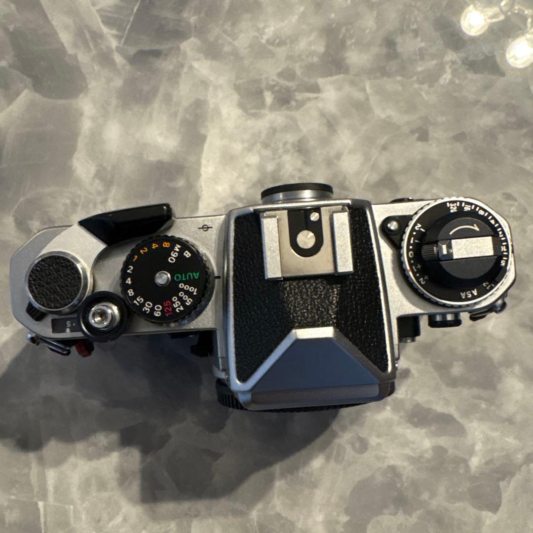 Nikon FE本体＋【おまけ】ピークデザイン バンドストラップ