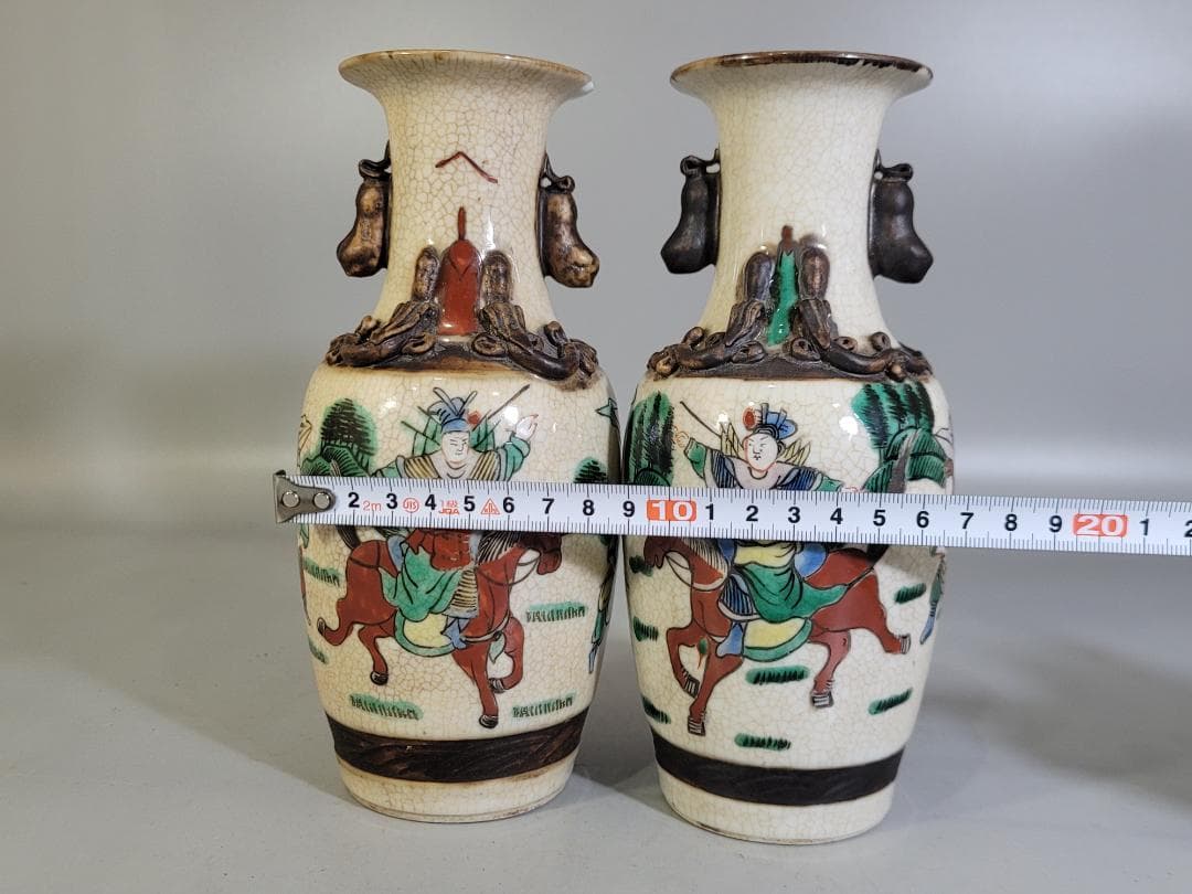 中国 色絵 人物 瓶 一対 台