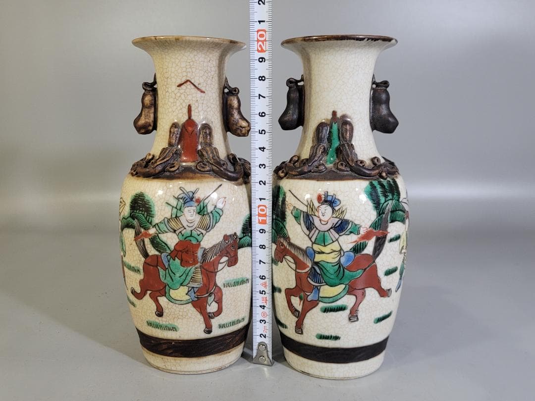 中国 色絵 人物 瓶 一対 台