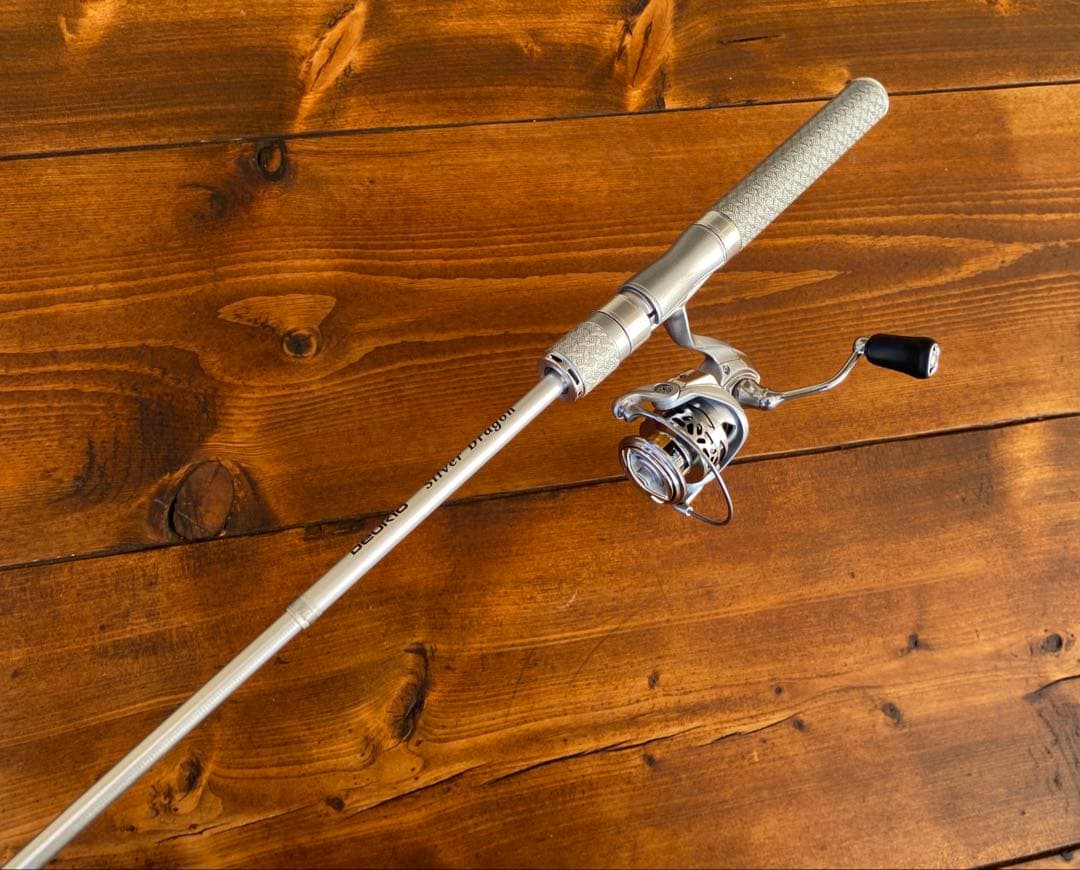 釣り竿セット　テレスコロッド　5ft6inch 渓流　トラウトロッド　シルバー