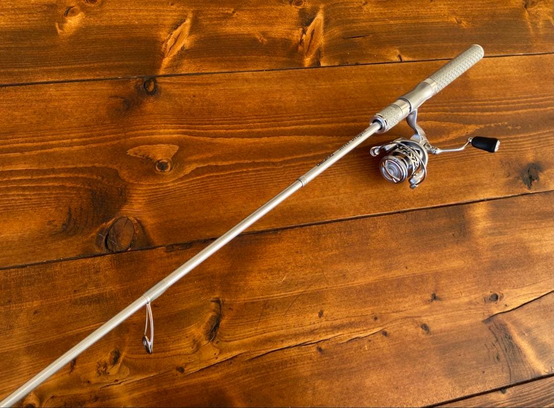 釣り竿セット　テレスコロッド　5ft6inch 渓流　トラウトロッド　シルバー