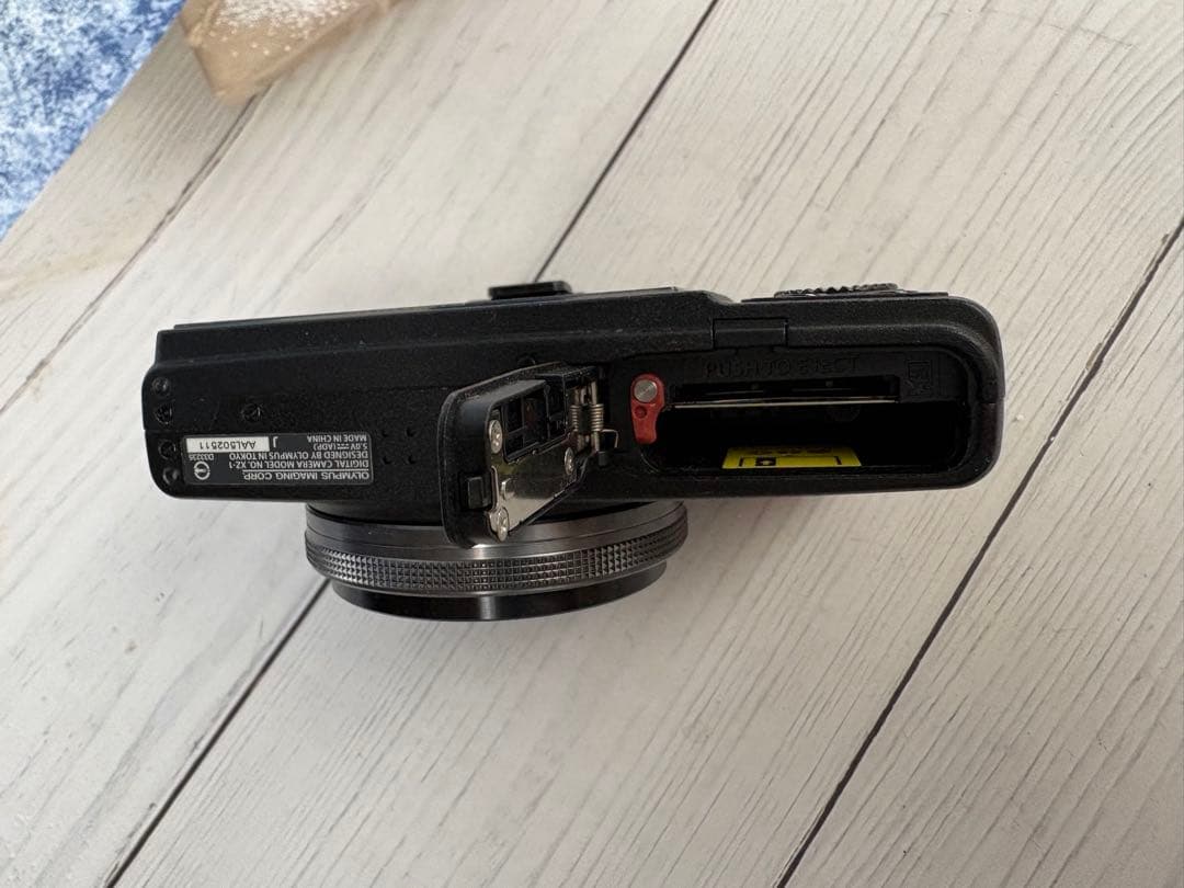 OLYMPUS XZ-1 コンパクトデジタルカメラ(レ62)