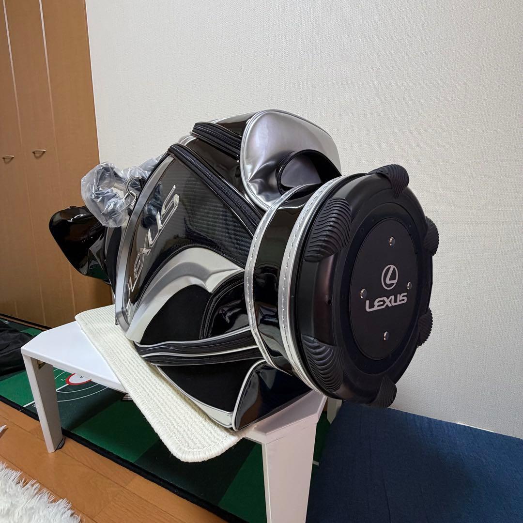 非売品　新品未使用レクサスオリジナルキャディバッグ　ブラック