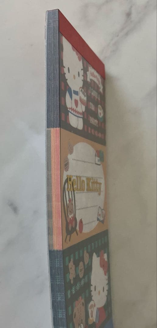 Hello Kitty ❤︎ レトロなメモ帳