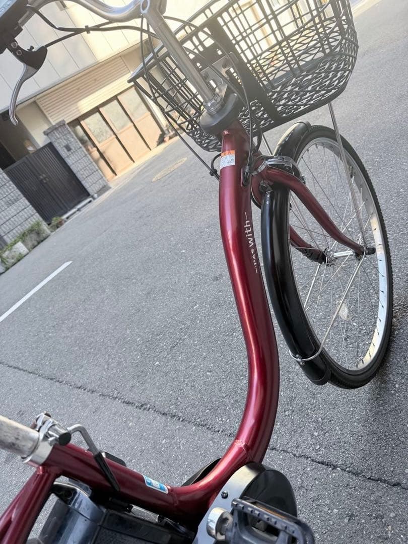 大阪府　ヤマハ　 電動アシスト自転車 赤 前カゴ付き