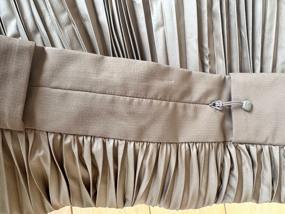 HYKE×THE NORTH FACE ブラウン トレーナー&スカート