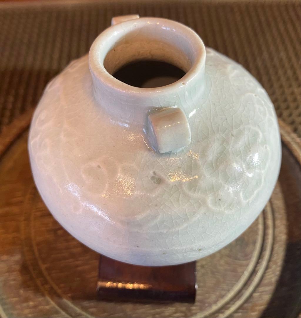 青白磁　小花器　鑑賞台付 ・一輪挿し ・ヴィンテージ　レア ・中国　台湾茶器