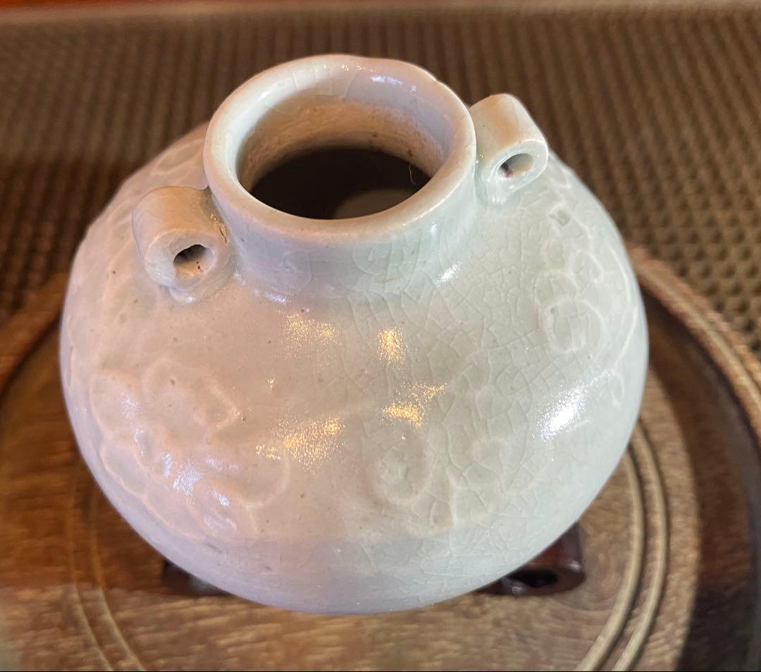 青白磁　小花器　鑑賞台付 ・一輪挿し ・ヴィンテージ　レア ・中国　台湾茶器