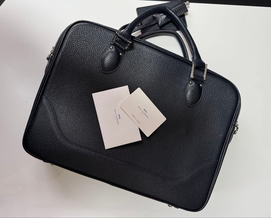 ペッレモルビダMB-049ネイビー