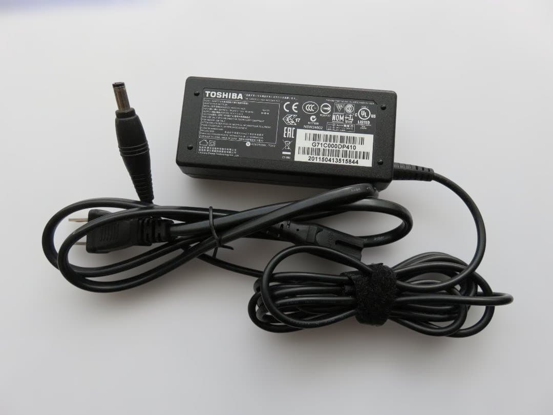 【中古ノートPC】東芝 dynabook R734