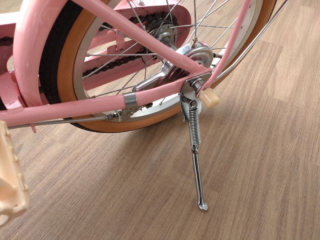 ブリヂストン　ハッチ　16インチ　HC162 ピンク　直接引取限定