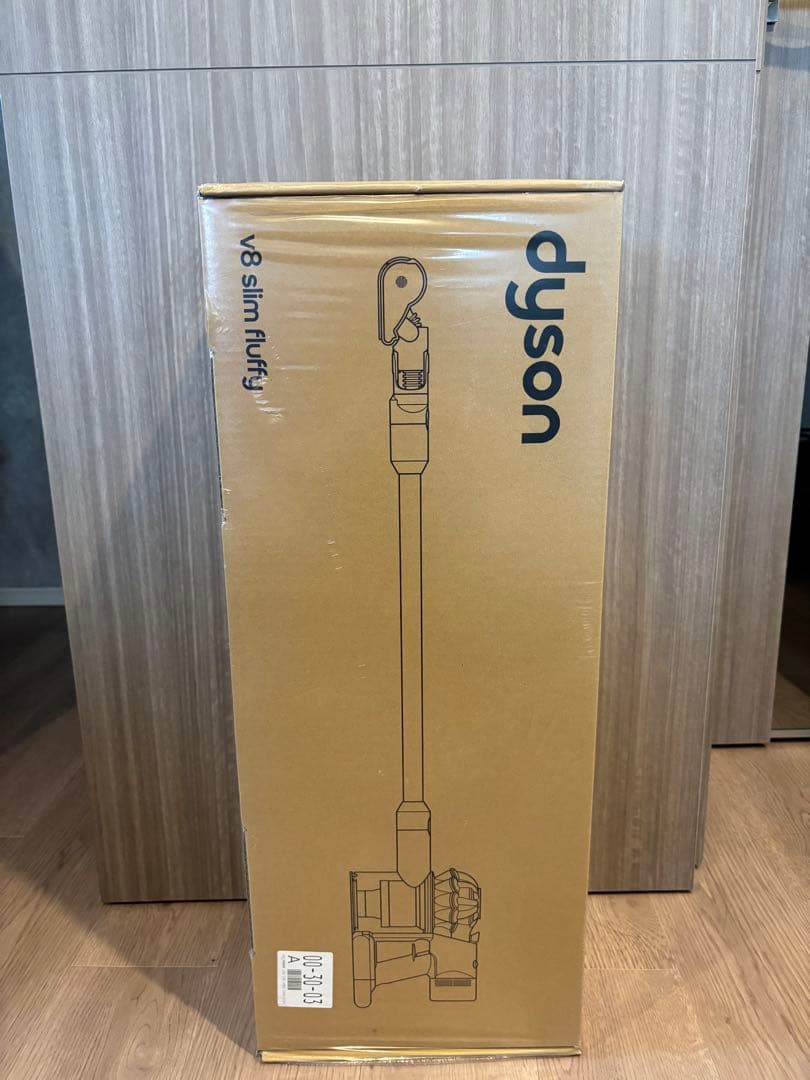 Dyson V8 Slim Fluffy 一旦本日までこの価格に値下げします。