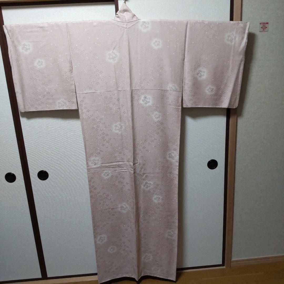 南*天様 ［最終値下げ］袷　正絹　小紋　ピンクベージュ　地模様　桜／桜ボカシ