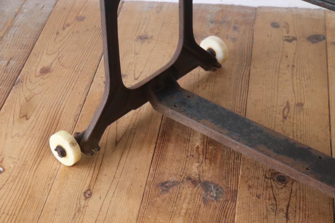 ヴィンテージ 作業台 テーブル 机 展示台 インダストリアル 天板 無垢材