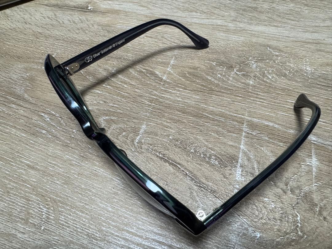 オリバーゴールドスミス　サングラス