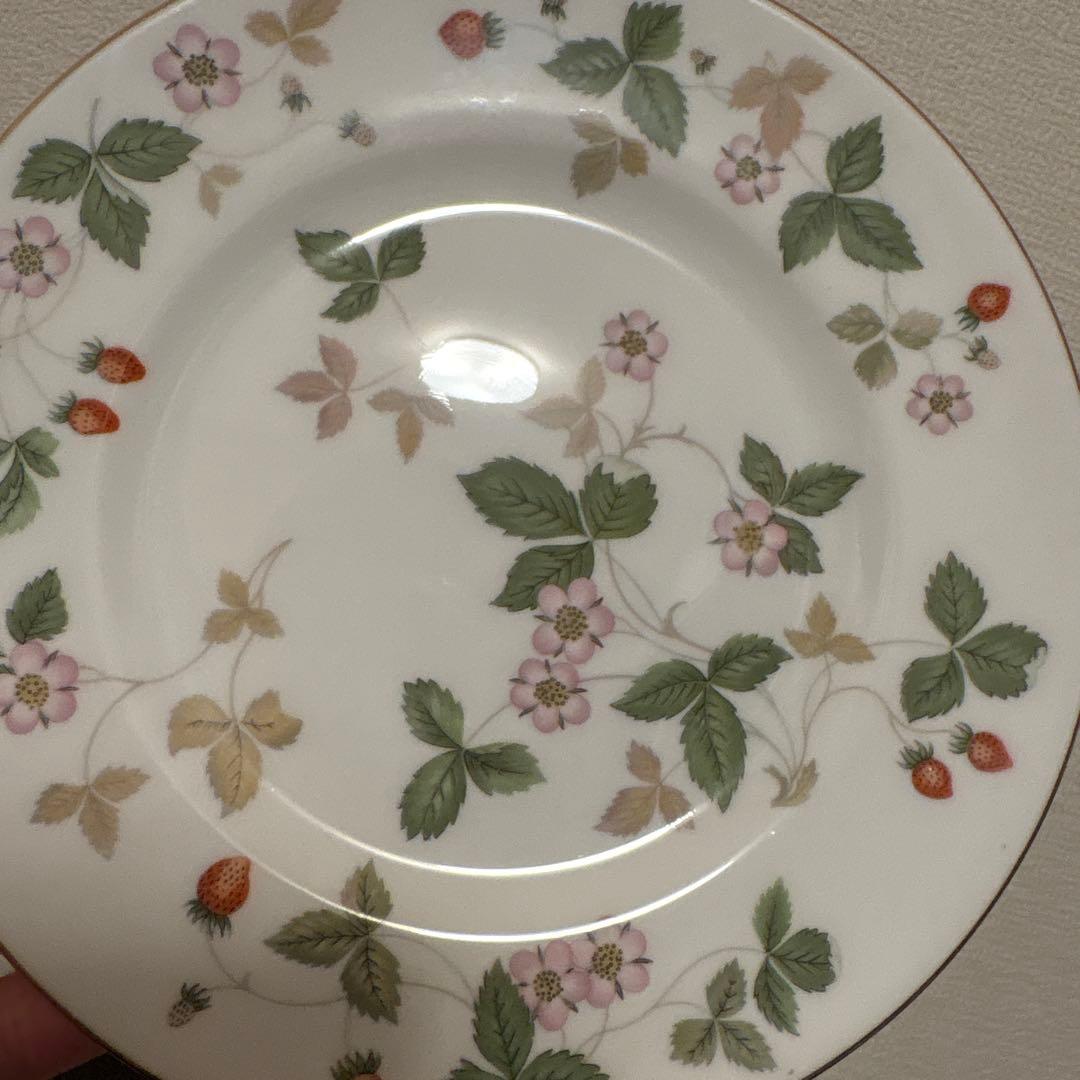 ウェッジウッド　ワイルドストロベリー　デザートプレート　17.5cm