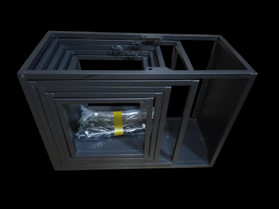 バランスアート本棚