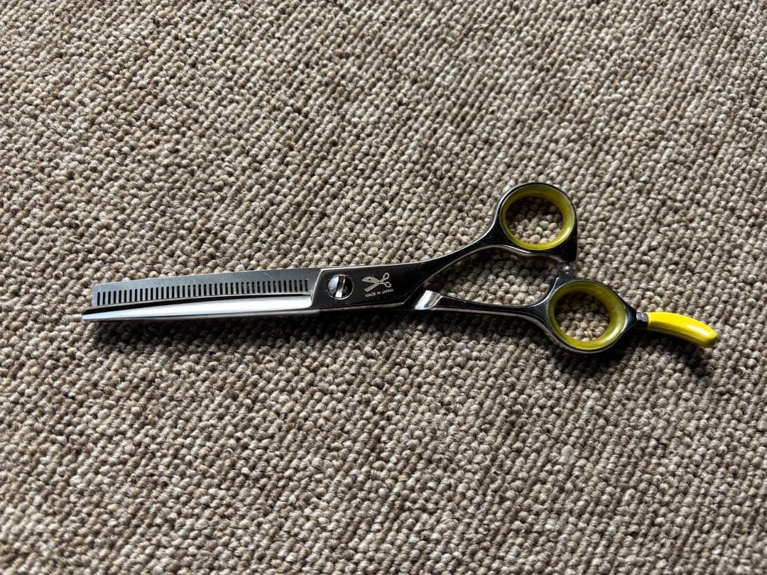 チョッキン　セニングシザー