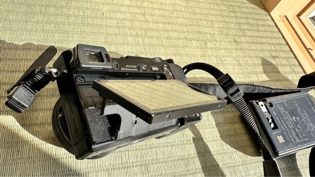 【最終セール】SONY ミラーレス一眼 α6000